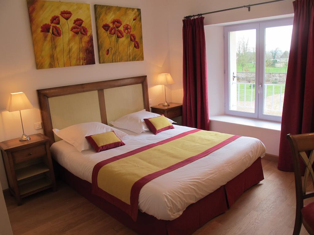 Au Domelia Provinois Hotel Cerneux Room photo