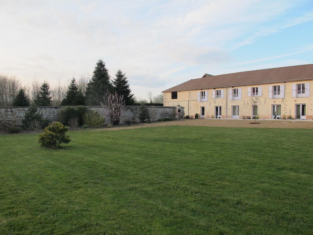 Au Domelia Provinois Hotel Cerneux Exterior photo