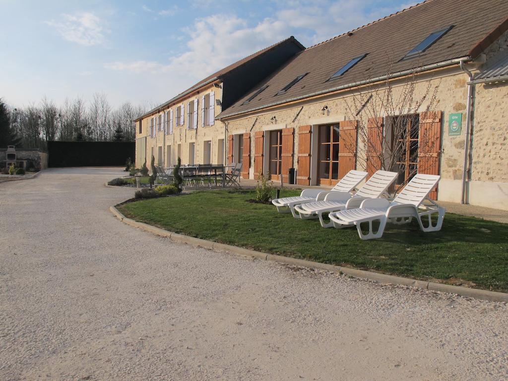 Au Domelia Provinois Hotel Cerneux Exterior photo
